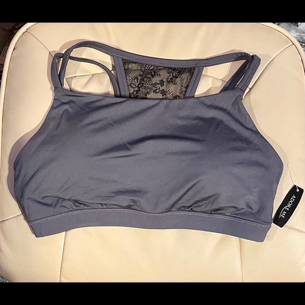 🌸FREE with Purchase🌸~ Sports Bra